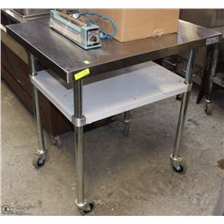STAINLESS STEEL ROLLING PREP TABLE 36X30X38