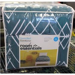 NEW DORM BED XL TWIN COMFORTER