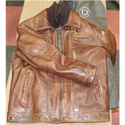 DANIER SIZE LARGE BROWN LEATHER JACKET WITH CARRY BAG,