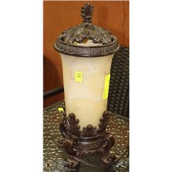 ELECTRIC HURRICANE TABLE LAMP