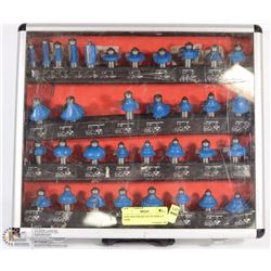 34-PC ROUTER BIT SET IN DISPLAY CASE -