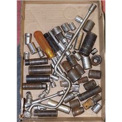 ESTATE FLAT OF SOCKETS, VARIOUS TYPES AND MAKES