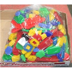BAG OF VINTAGE PLAYSKOOL BRISTLE BLOCKS