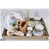 Image 1 : LOT OF COLLECTIBLES