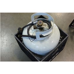 PROPANE TANK AND HOSE
