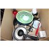 Image 3 : LARGE BOX OF COOKING SUPPLIES POTS AND PANS