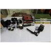Image 1 : BOX OF 35MM CAMERA GEAR