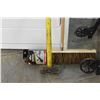 Image 2 : BRAND NEW SHOP BROOM AND SLEDGE HAMMER