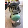 Image 2 : 115VOLT DUAL TANK AIR COMPRESSOR