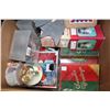 Image 2 : BOX OF CHRISTMAS CARDS AND ORNAMENTS
