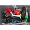 Image 2 : TOTE OF DOG TOYS AND CLIPPERS COLLARS AND FOLDING CRATE