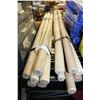 Image 1 : TWO BUNDLES OF NEW TOOL HANDLES