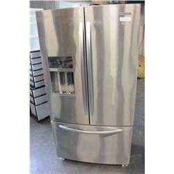 NEW KITCHEN AID STAINLESS FRENCH DOOR FRIDGE WITH WATER AND ICE AND BOTTOM FREEZER DRAWER RETAIL SCR