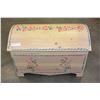 Image 2 : PAINTED PINE BLANKET BOX