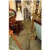 Image 2 : VINTAGE METAL FLOOR LAMP