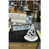 Image 1 : LOT OF HOUSEHOLD DECORA ITEMS