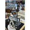 Image 2 : LOT OF HOUSEHOLD DECORA ITEMS