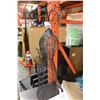 Image 2 : LOT OF NINE NEW SCARFS WITH DISPLAY