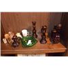 Image 1 : SHELF LOT OF COLLECTIBEL COLORED GLASSWARE