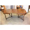 Image 2 : PEPPLAR BROTHERS COMPANY DINING TABLE AND SIX CHAIRS