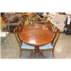 Image 2 : MAHOGANY FINISH DINING TABLE WITH LEAF AND SIX CHAIRS