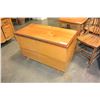 Image 1 : MAPLE STORAGE TRUNK