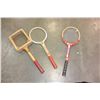 Image 1 : 3 VINTAGE TENNIS RACQUETS