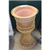 Image 1 : WICKER PLANT STAND