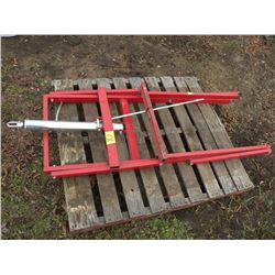 Snowmobile lift-missing rubber pads