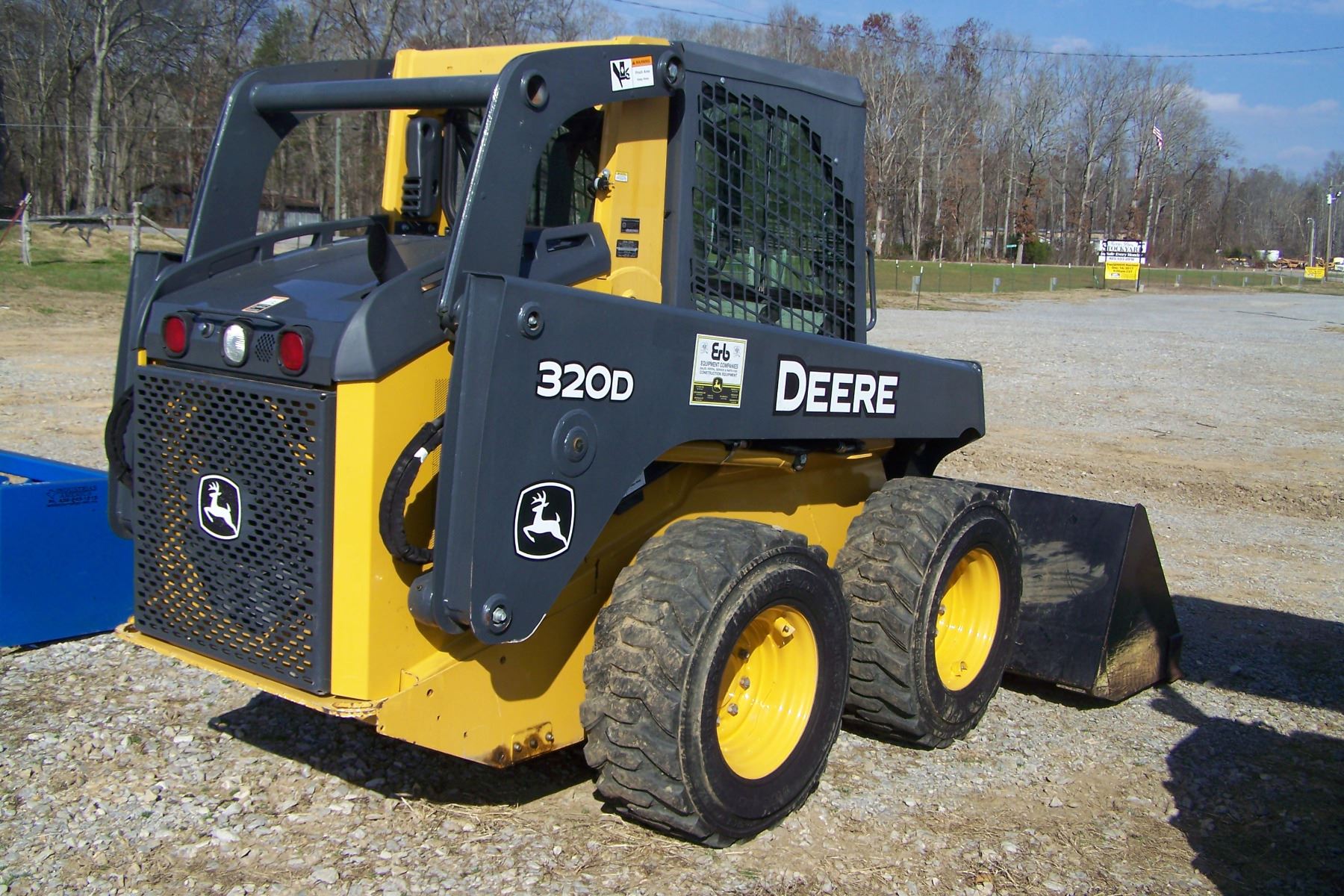 JOHN DEERE 320D SKID STEER, CAB AIR, HOURS SHOWING 195, W/ 84" BUCKET