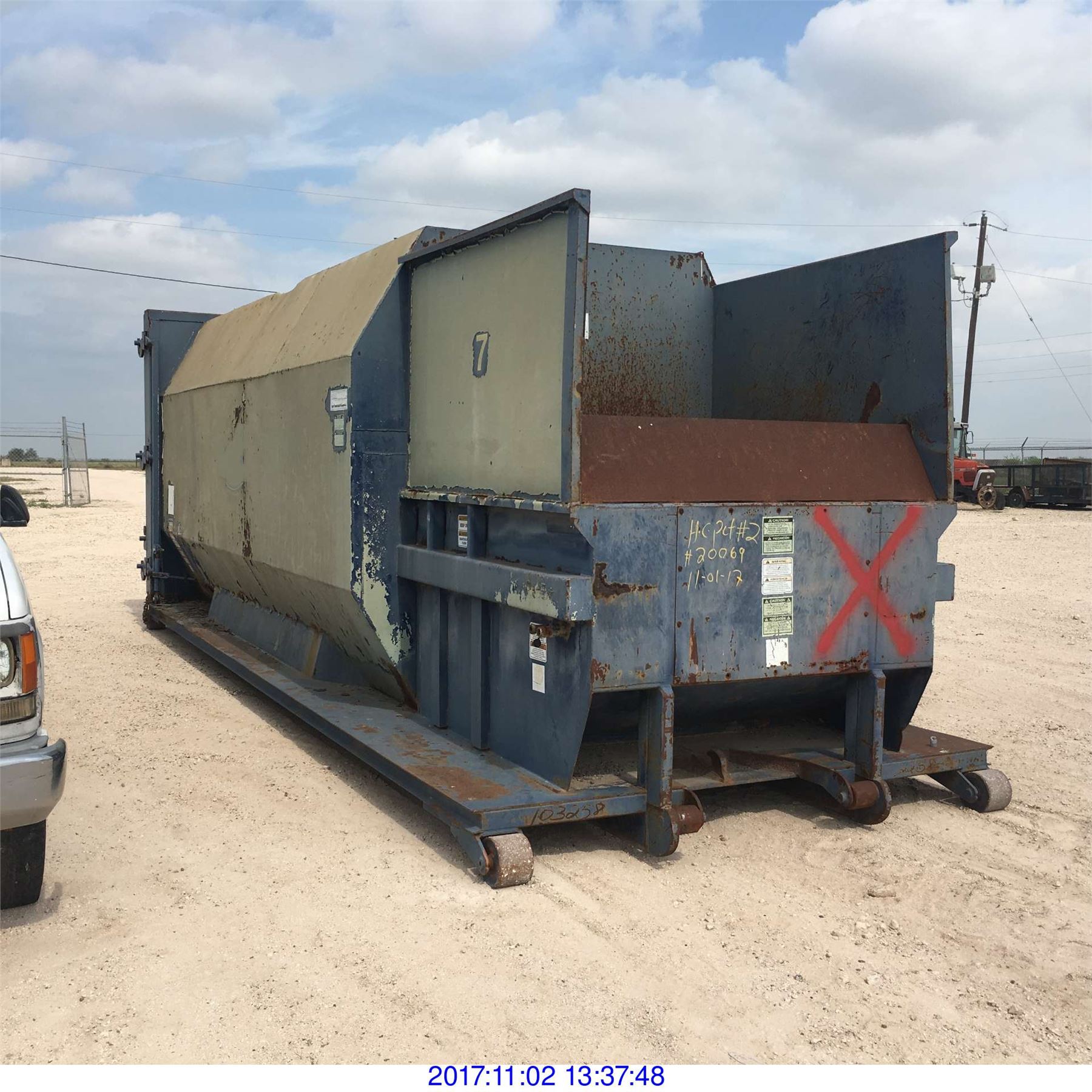 GALBREATH TRASH COMPACTOR