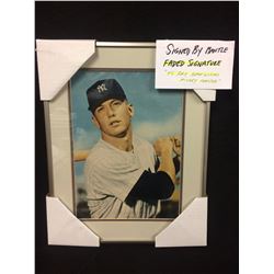MICKEY MANTLE AUTOGRAPHED 12" X 14" FRAMED PHOTO