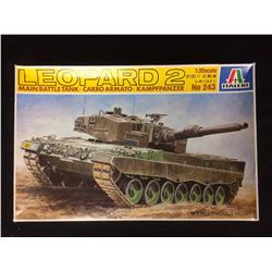 ITALERI 1:35 SCALE LEOPARD 2 MAIN BATTLE TANK MODEL KIT (IN BOX)