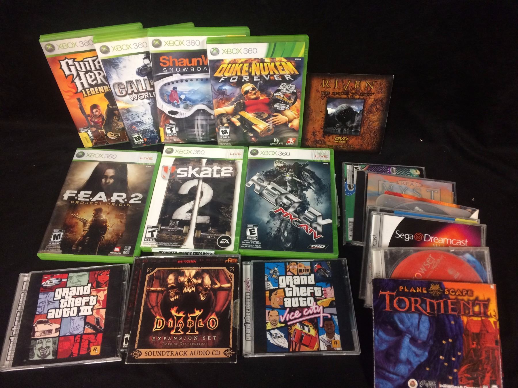 VIDEO GAME LOT (XBOX 360 & MORE...)
