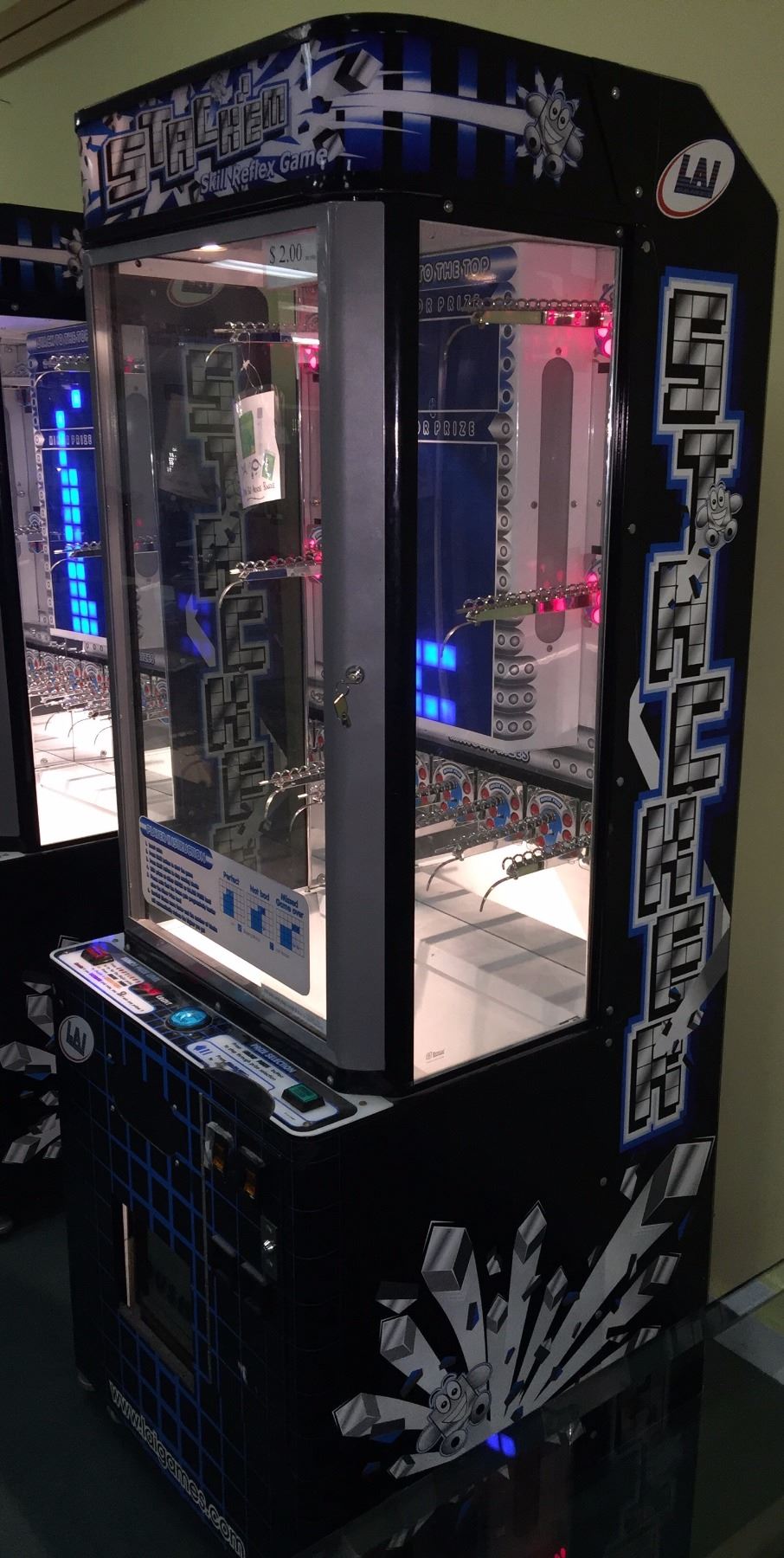 STACKER ARCADE GAME IN PERFECT WORKING ORDER STACKER ARCADE GAME IN PERFECT WORKING ORDER