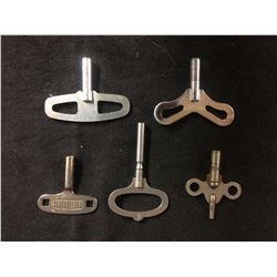 ANTIQUE CLOCK WINDING KEYS LOT