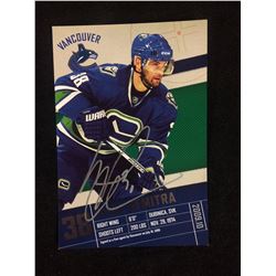 VANCOUVER CANUCKS AUTOGRAPHED 5" X 7" PICTURE CARD (DEMITRA)