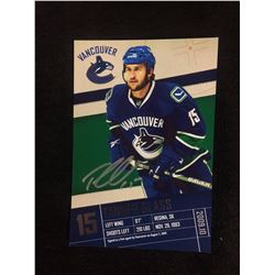 VANCOUVER CANUCKS AUTOGRAPHED 5" X 7" PICTURE CARD (GLASS)