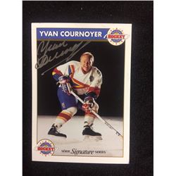 YVAN COURNOYER AUTOGRAPHED ZELLERS SIGNATURE SERIES HOCKEY CARD