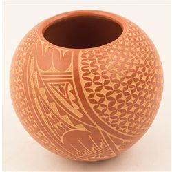 Etched Pot, Carol Vigil