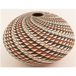 Seed Pot by Robert Kasere, Sr.