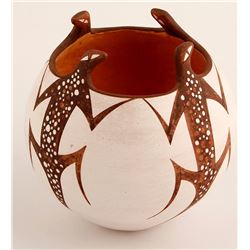 A. A. Peynetsa Lizard Jar