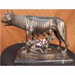 VINTAGE REPLICA THE CAPITOLINE WOLF BRONZE STATUE
