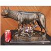 Image 2 : VINTAGE REPLICA THE CAPITOLINE WOLF BRONZE STATUE