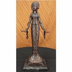 Signed Native American Indian Girl Bronze Sculpture Figure Statue Figurine Decor