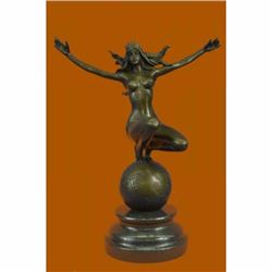 Sexy Tough Amazon Lady On Sphere Bronze Sculpture Statue Figurine Figure Decor