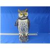 Image 1 : 18" tall owl with rotating head
