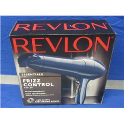 Revlon frizz control styler