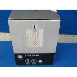 Hometrends pug in pendant lamp