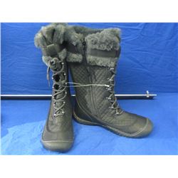 New J Sport winter boots